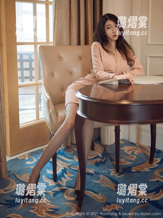 HuaYang花漾 - 白丝直击心底，赵惟依coco的图片让人怀疑人生的真谛。