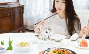 MiStar魅妍社 - 王雨纯的圣诞作品集，总让我有种想把整个节日都装进心里的冲动，前提是...
