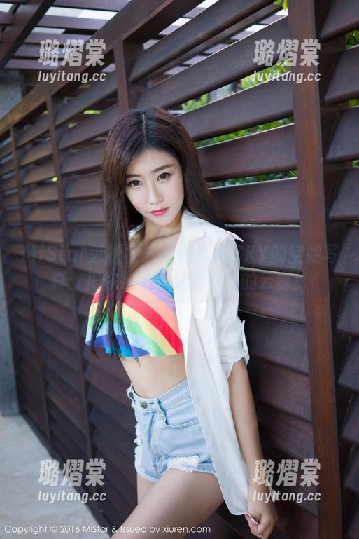 MiStar魅妍社 - 陈雅漫VICKY的空姐写真：把你从地面送到下载的云端！