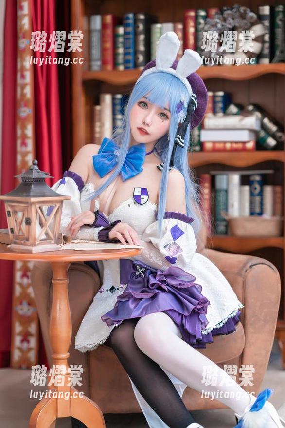 斗胆贴一张！Momoko葵葵校服私房图包，恰到好处的调皮感！
