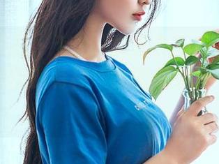 PDL潘多拉 - 梦心玥的皮衣天秀——美图合集，是真的有种‘我就是女王’的感觉！