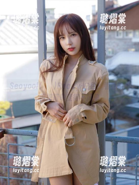 Seoyool(서율)Ready-白色：看看她如何把简单变得不简单