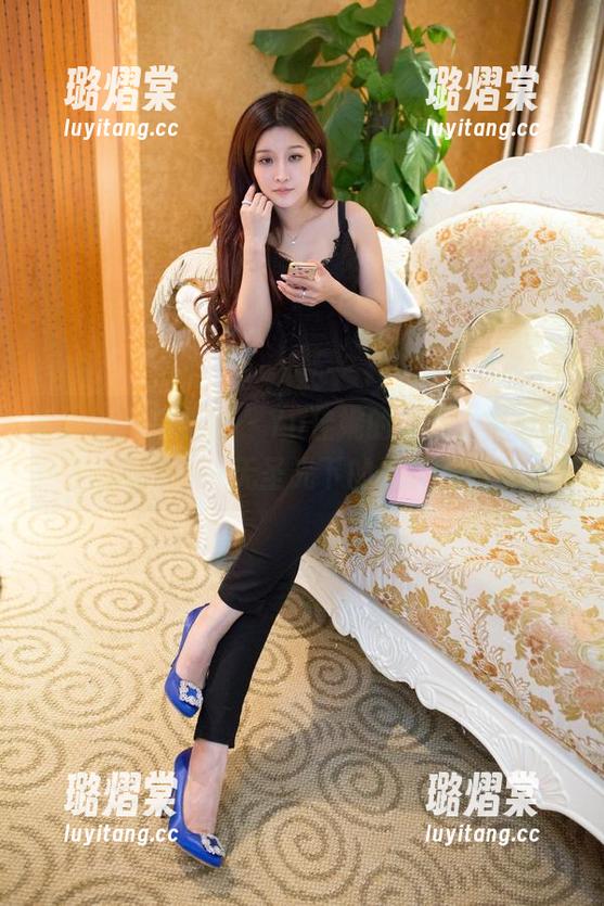 TuiGirl推女郎-Yu佳妮 TuiGirl推女郎 - Yu佳妮的校服,图集直击心灵——无圣光下的纯真与调皮