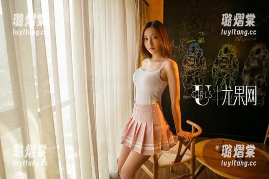 UGirls尤果网 - 为啥水手服会突然这么吸引人？王语纯的图包告诉你答案！