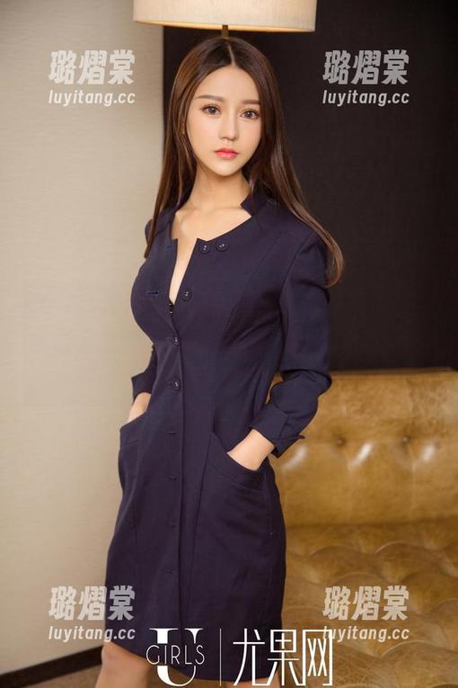 UGirls尤果网 - 最新颜爱泽比基尼套图，哎呀，眼睛真的被闪到了！要找个墨镜了！