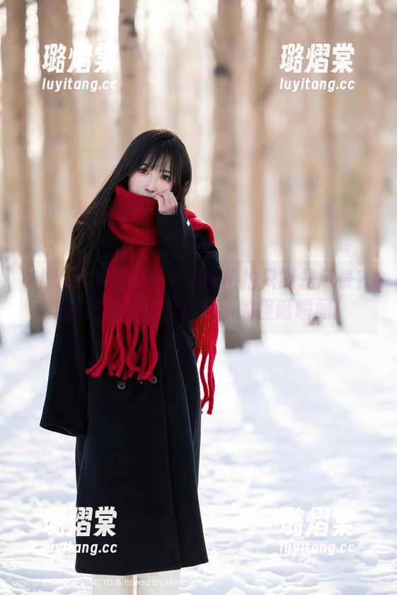XIAOYU语画界 - 谁说旅拍只能是风景？徐莉芝带你看美图更新的怪诞瞬间！
