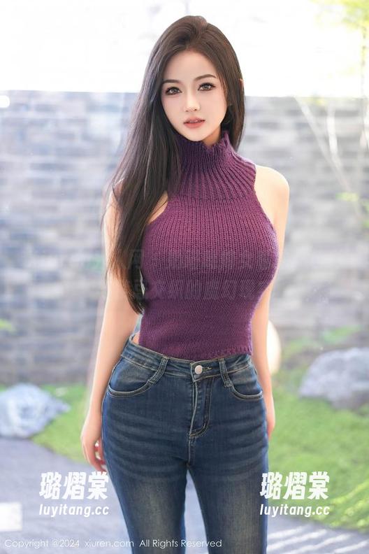 Xiuren秀人网 - 奶喵喵修女私拍，色彩与禁忌交织的魔幻现实
