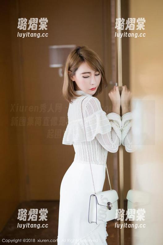 Xiuren秀人网 - 媃柔rourou和灰丝，最新图集简直像是两个灵魂在碰撞！快来一起围观，别错过哦！