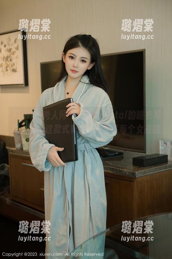Xiuren秀人网 - 梓萱Crystal的睡衣写真全集：这款式真是……果然每个女孩的梦。
