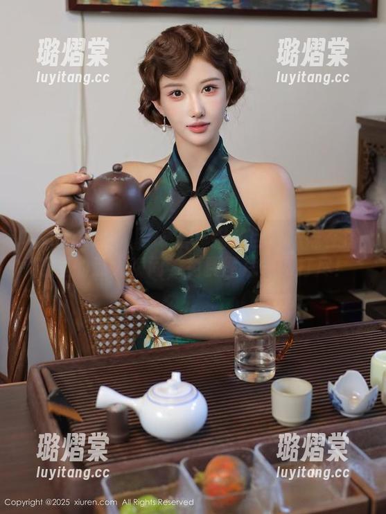 Xiuren秀人网-猫咪巨臀妹妹 Xiuren秀人网 - 看!猫咪巨臀妹妹在浴缸里的迷人瞬间,免费图片一网打尽!