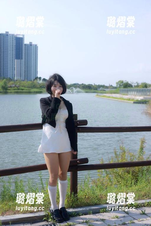 图包揭秘：Zia(지아)在AzurLane蔚蓝地平线的瞬间，有些让人魂牵梦萦