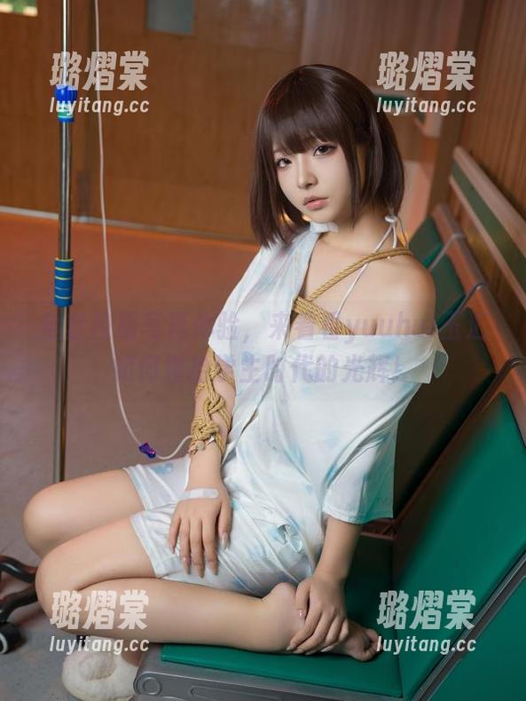 全套校服写真体验，来看看yuuhui玉汇如何重拾学生时代的光辉！