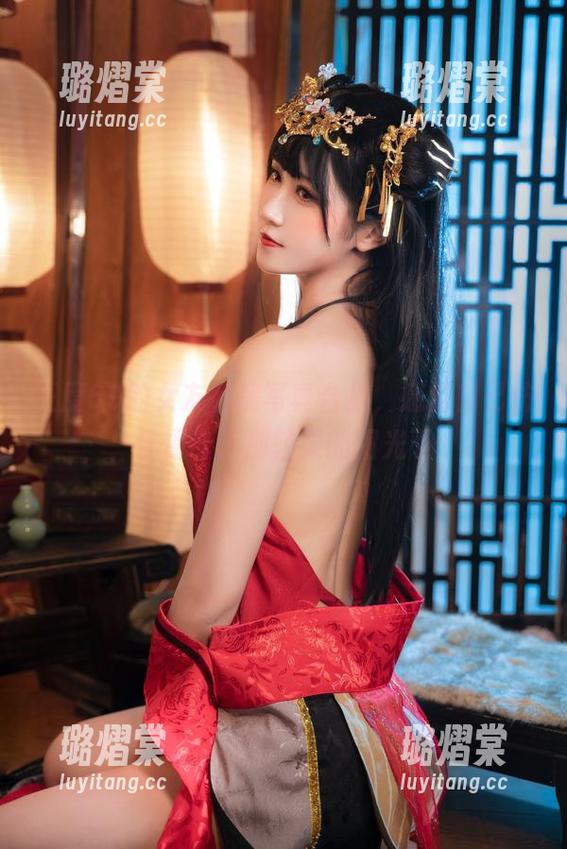 三度69的女友私房写真合集，感觉自己仿佛置身于那轻柔的阳光下