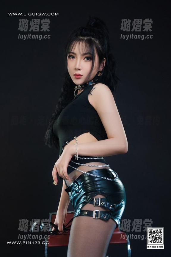 丽柜 - 走！去看心心的肉丝作品，免费内容绝对不容错过