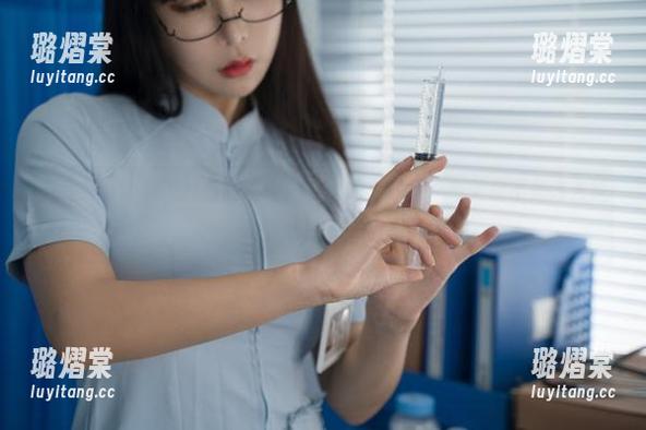 当我看到亚马逊鲶鱼的原图：同人武士心想，今天是不是该去练练‘拍照’了？
