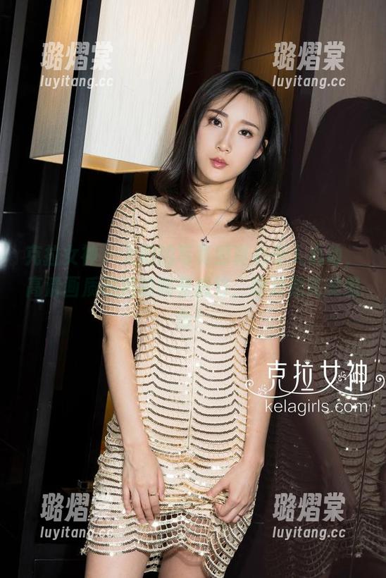 克拉女神 - 大阳的写真照真心令人心动，高清画质和她的胸有成竹，绝对是完美组合！