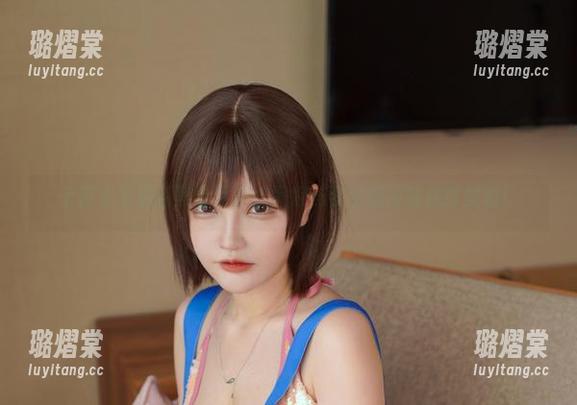千夜未来最新黑色写真，黑得连夜空都得变成背景板！