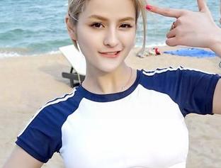 嗲囡囡 - 浴缸里的夏天，陈怡曼的图集下载等你来解锁！