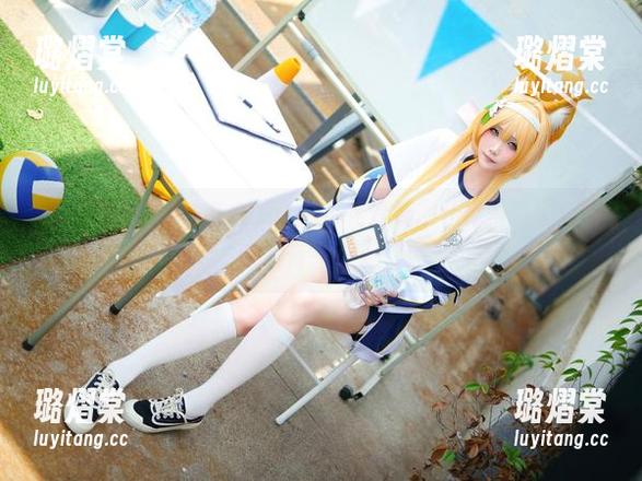 嫣嫣子 嫣嫣子的校服作品在线:简直是青春的化身,看了直呼‘还想再来一遍’!