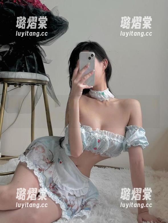 微密圈 - 观看小猫咪ck如何穿搭毛衣，每一件都是心意，合集超好看！