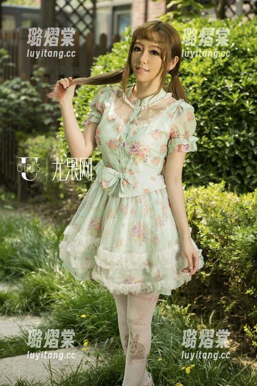 尤果网-芝芝Booty 尤果网 - 芝芝Booty的校服美图合集:说好只拍校服,结果却意外撩人