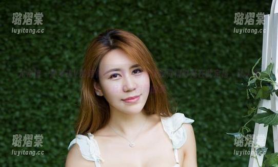 尤物馆-孙梦瑶V 尤物馆 - 孙梦瑶V的连体衣合集,图片让我觉得时光在此定格,让人想起那一瞬间的美