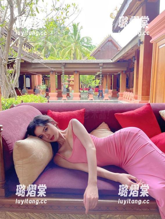 就是阿朱啊 微密圈 - 就是阿朱啊的私房画风:死库水把我秒变艺术品!