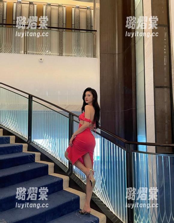 就是阿朱啊 微密圈 - What?就是阿朱啊最新镂空原图如此打动人心,真的是空灵的吗?