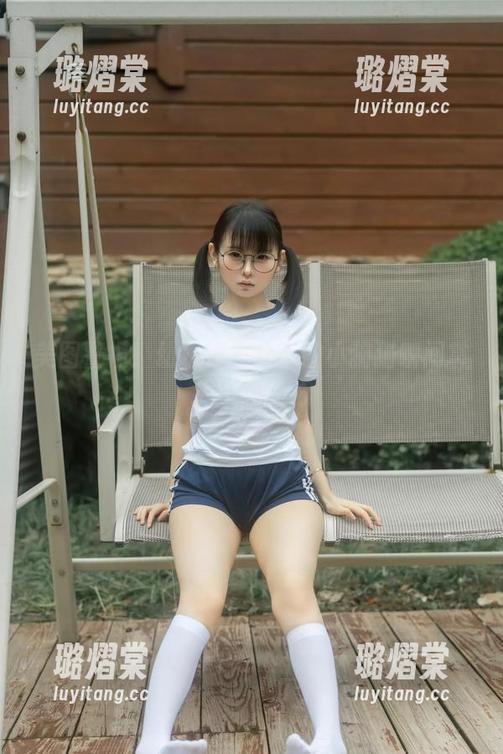 美图警报！幼水铃衣分享的小猫猫瞬间掌控了我的心
