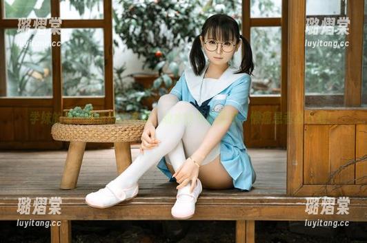 学妹的每一颜值都在这里，幼水铃衣的图包，懒癌患者必下载！