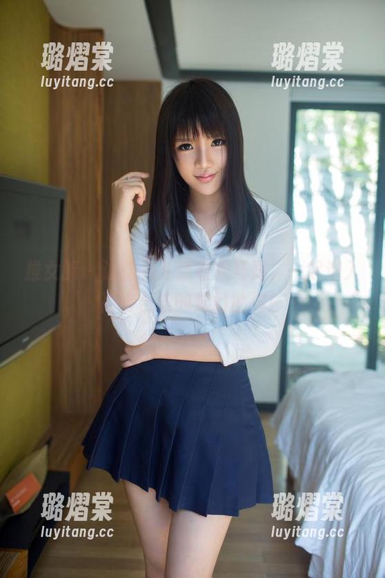 推女郎 - 让松果儿牵着双马尾，一起进入高清合集的梦幻世界！