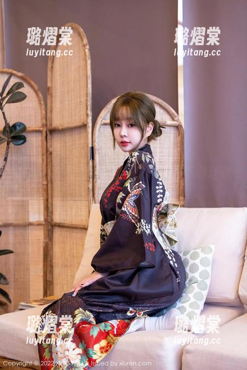 星颜社-袁圆 星颜社 - 跟着袁圆空姐飞,套图下载让你瞬间变搭乘VIP!