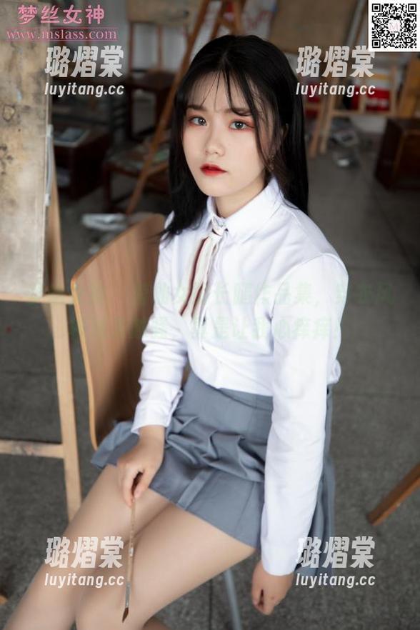 梦丝女神 - 莹仙女的长腿作品集，穿衣风格越来越骚，真是让我心痒痒！