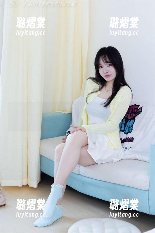 物恋传媒-嘟嘟 物恋传媒 - 嘟嘟的牛仔裤全纪录:美图的背后,真是个有趣的姑娘