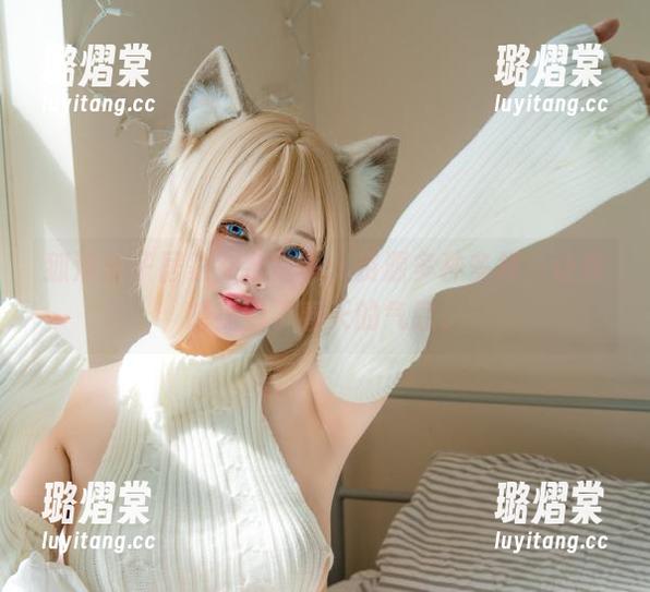 狐洛洛子居家女友写真：资源多种多样，让我感受到了春天的气息。