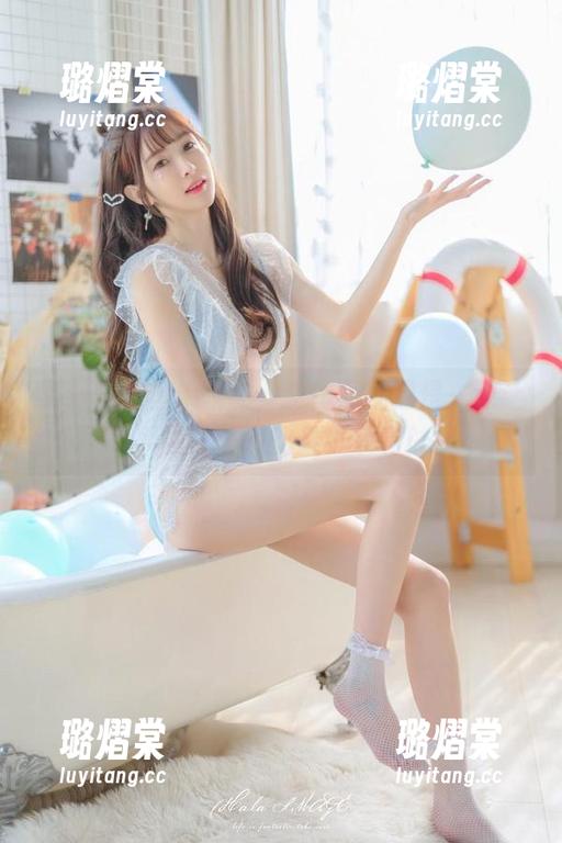 王羽杉黑丝，哎呦，这作品就像是一道让人流连忘返的风景线啊！