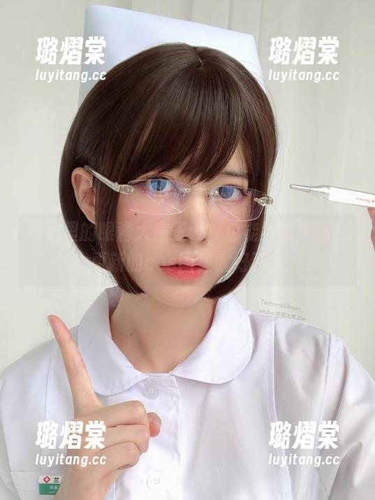 眼酱大魔王w 贴吧里的眼酱大魔王w,总能给我惊喜,更新的cos图集太好了!