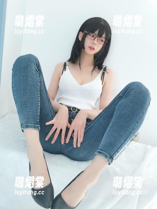 眼酱大魔王w来了！脸照和杂图合集，赶紧下载，别说我没提醒你！