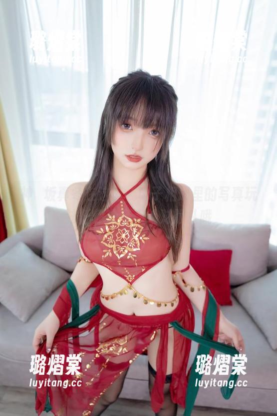 神楽坂真冬在这里，电子相册里的写真玩法任你分享，绝对服从哦