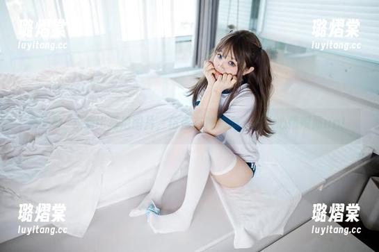 那些神沢永莉比基尼图片，仿佛有种魔力，让人心情瞬间up！