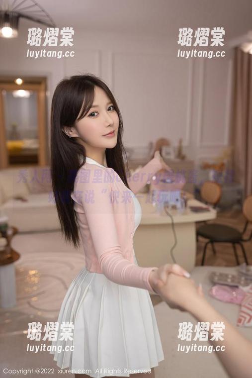 秀人网-Cherry樱桃酱 秀人网 - 美图里的Cherry樱桃酱,短裙好像在说“快来一起玩吧!”