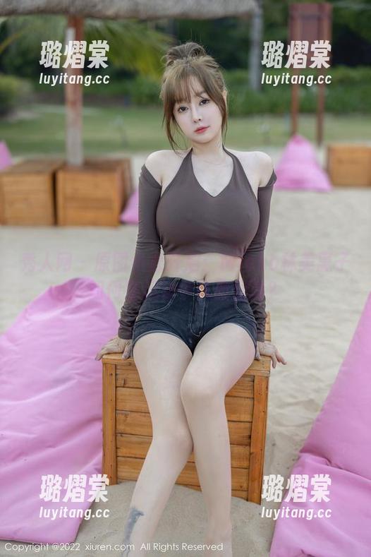 秀人网-Mieko林美惠子 秀人网 - 原图小心开启:Mieko林美惠子如何在运动中优雅翻滚?