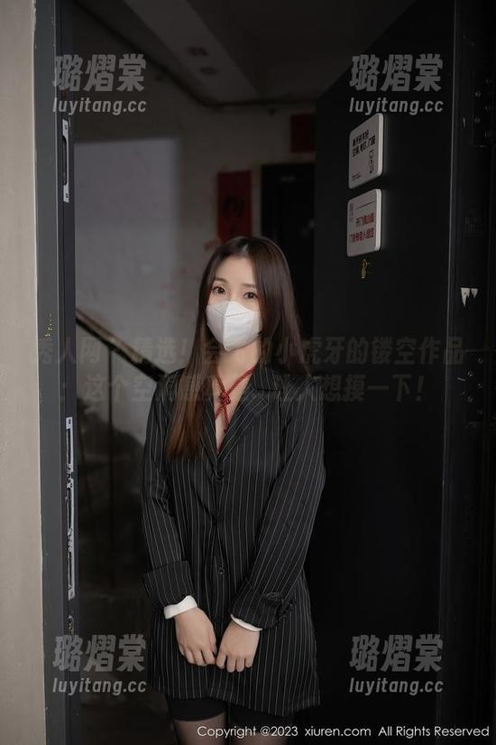 秀人网 - 精选！会飞的小虎牙的镂空作品：这个空洞感真是...让人想摸一下！