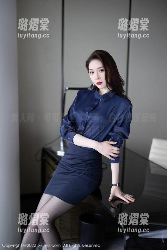 秀人网-可可芝 秀人网 - 可可芝全套写真:白色仅仅是纯净的表象吗?