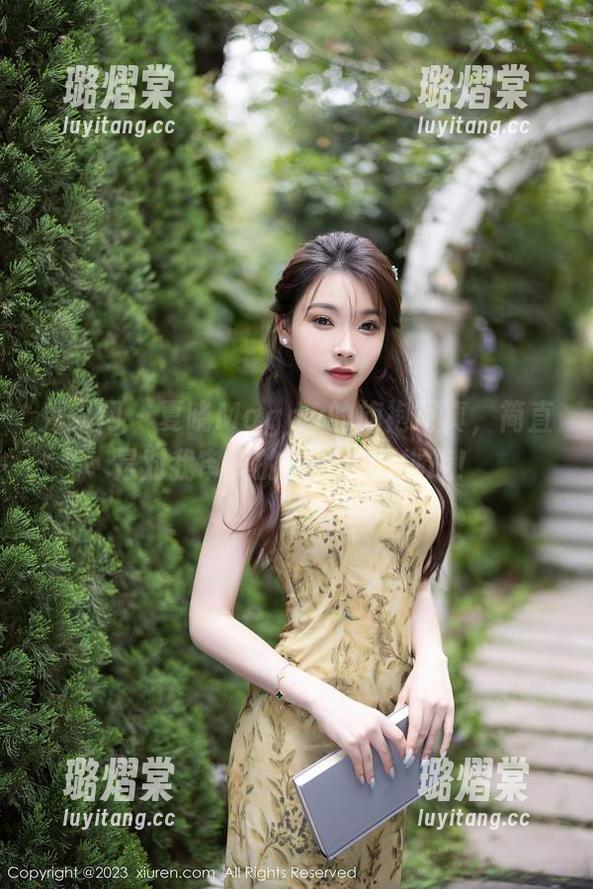 秀人网-夏晓Maggy 秀人网 - 夏晓Maggy的旗袍写真,简直是对我审美的一次华丽挑战!
