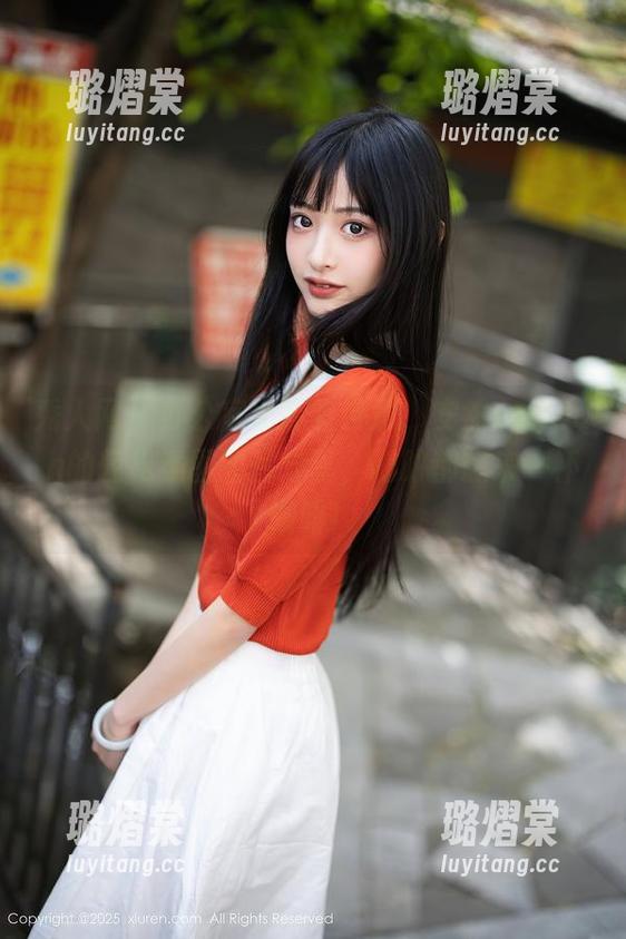 秀人网-安然maleah 秀人网 - 办公室也能有诗意,安然maleah的轻松氛围图片分享,随时都想来一杯咖啡!