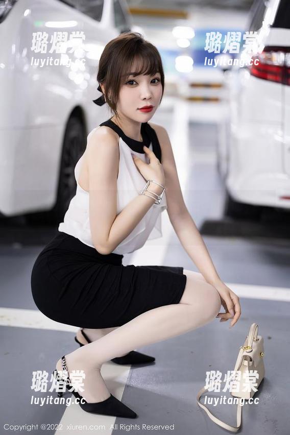 秀人网 - 朱可人与她的女神写真图册，明明就是一场不露痕迹的诱惑！