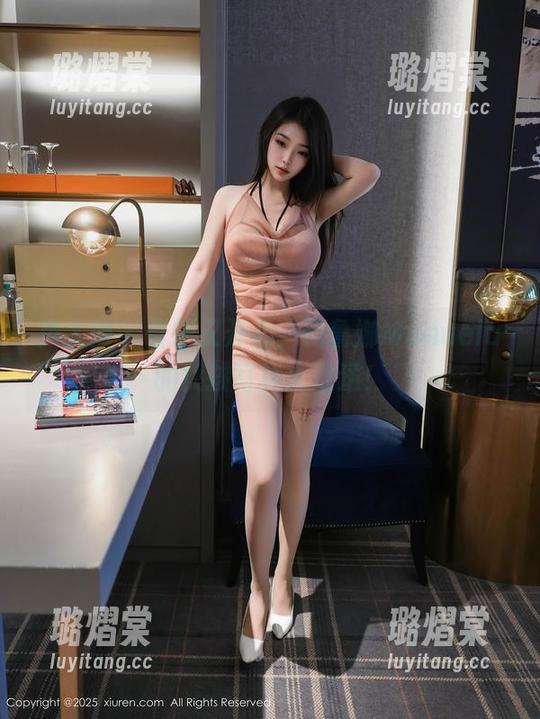 秀人网 - 省钱又开心，玛鲁娜Manuela的女孩写真大放送！