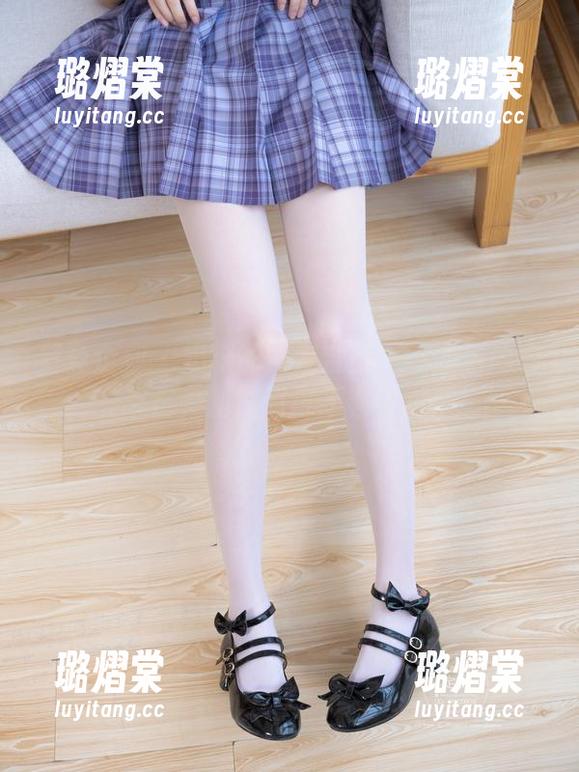 紧急企划 - 奶糖的女友合集——图包内容丰富，甜蜜资讯不容错过！