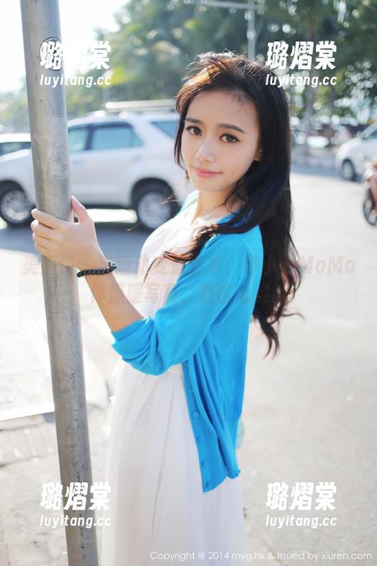 美媛馆 - 当运动变成艺术：伊小七MoMo体操服写真，直击心灵。
